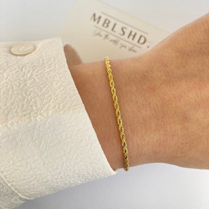 Thin Twist Chain Bracelet